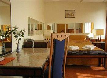 Hotel Panda 3*