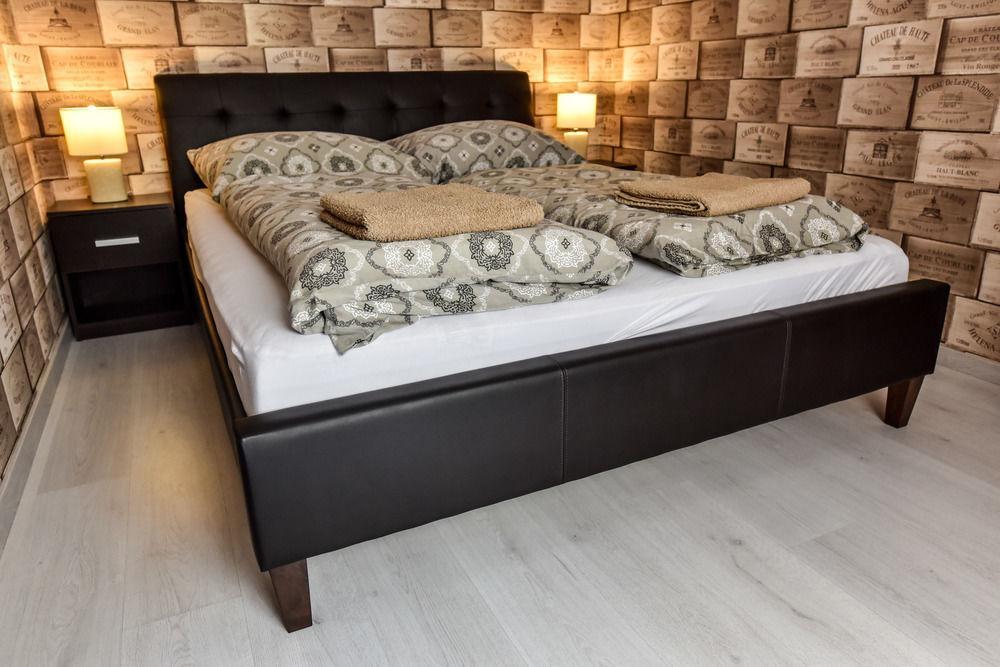 Corvin Point Rooms&apartments Gasthuis