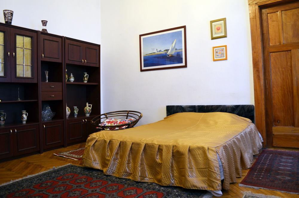 Ferenciek Tere * Budapest