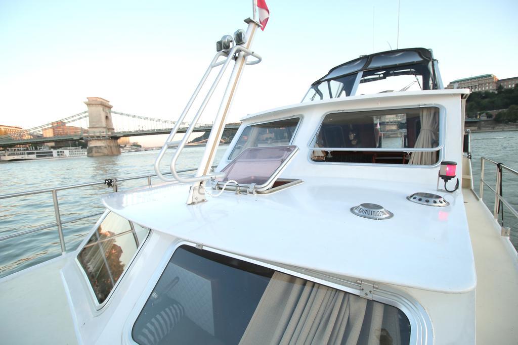 Carpe Diem Hotel en barco *