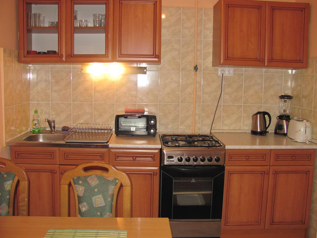 Károly Apartamento