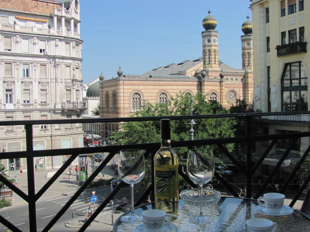 Apartamento Károly