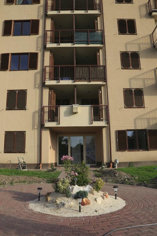 Apartament Mo Apartman
