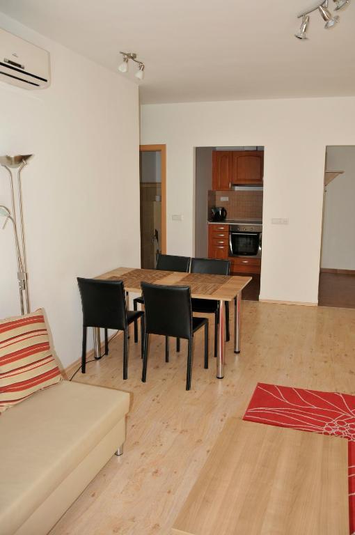 Anita Apartman