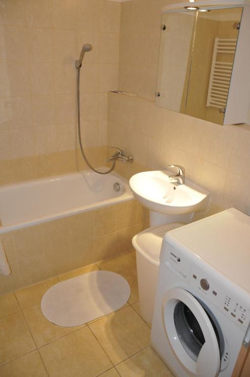 Anita Apartman Hotel *