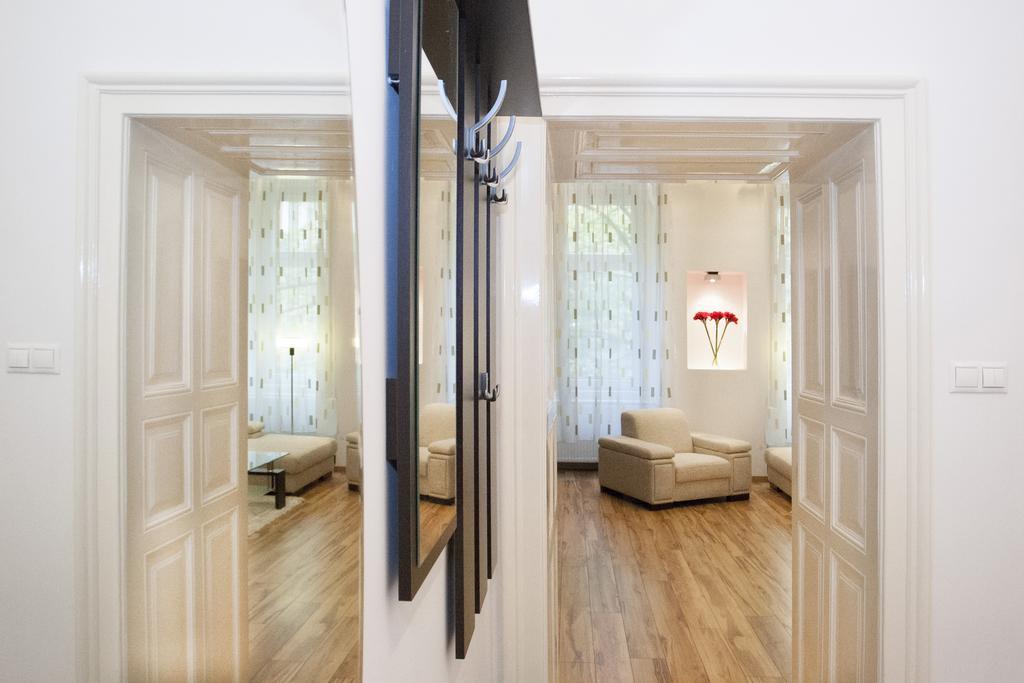 Charlotte Close To Opera Appartement Budapest