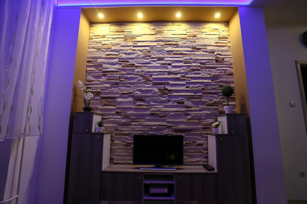 Apartment Fireworks Rakoczi - Free Parking - 3 Bedrooms - 2 Bathrooms