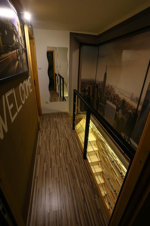 Fireworks Rakoczi - Free Parking - 3 Bedrooms - 2 Bathrooms Apartment *