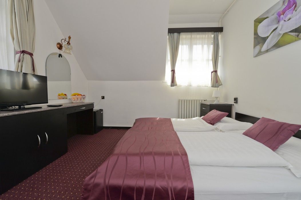 Budai Hotel