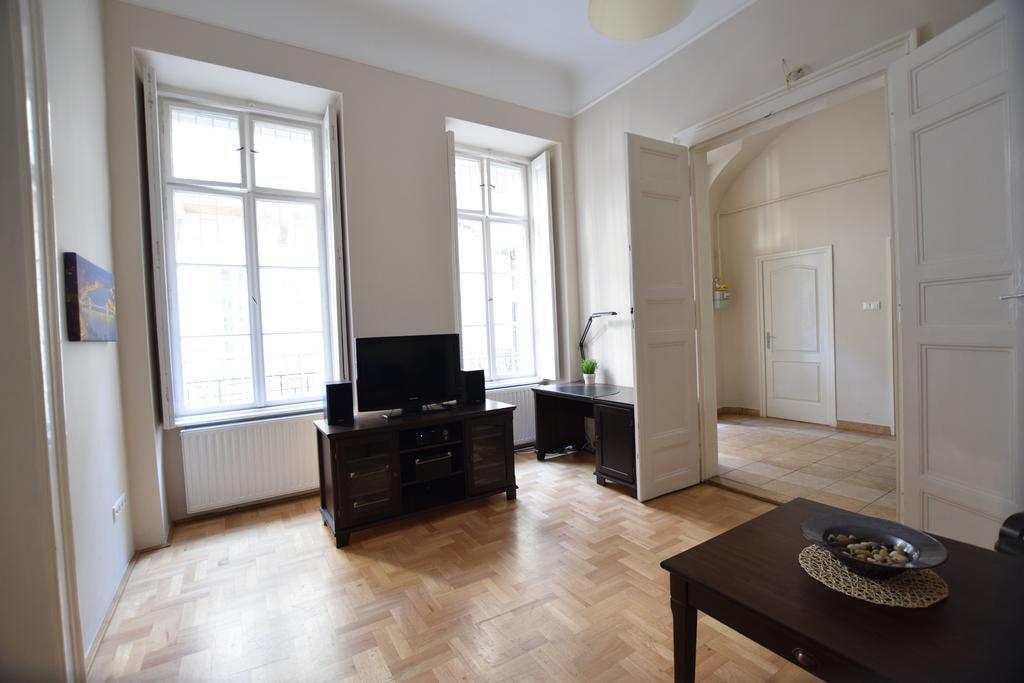 Standard Apartment By Hi5 - Muzeum 5 *
