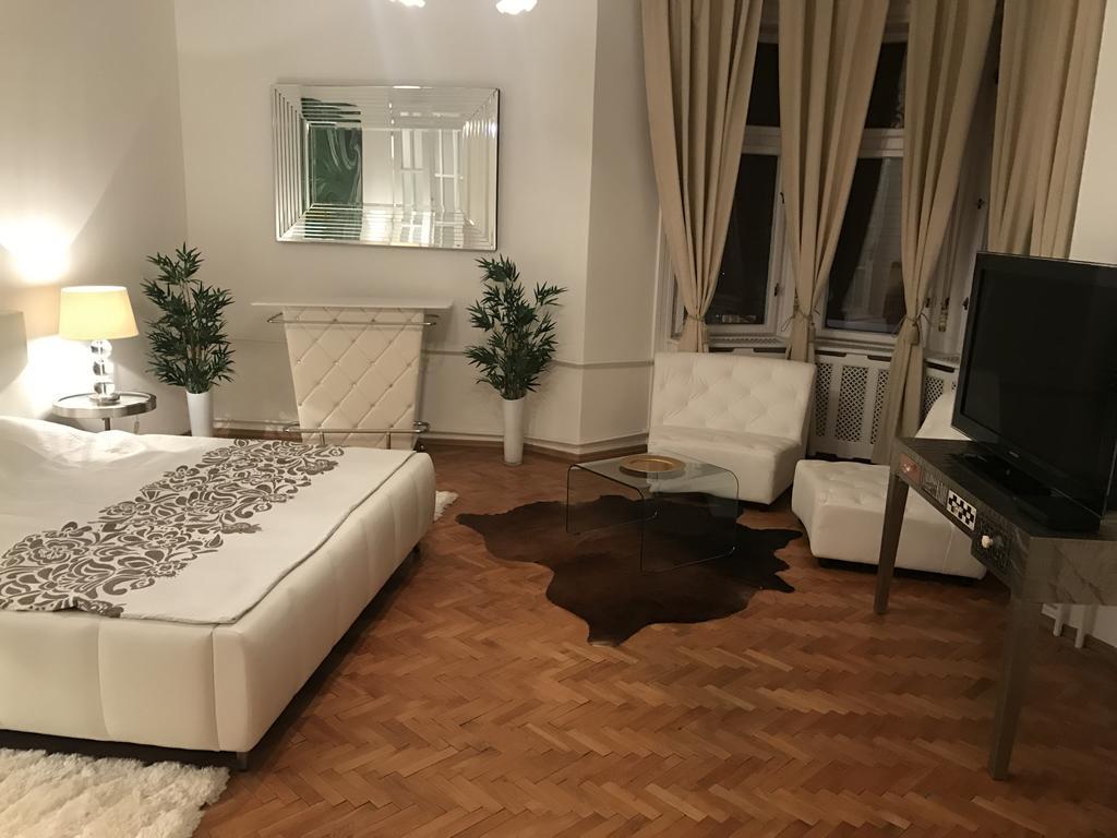 Vaci Utca Luxury * Budapest