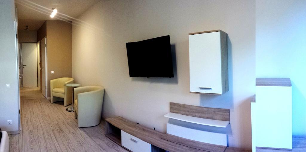 Brand New In The Center Apartment