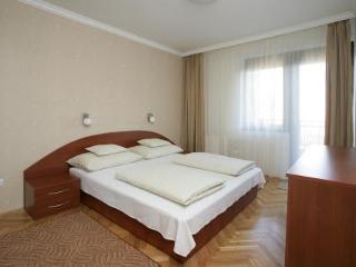 Astra Apartment *
