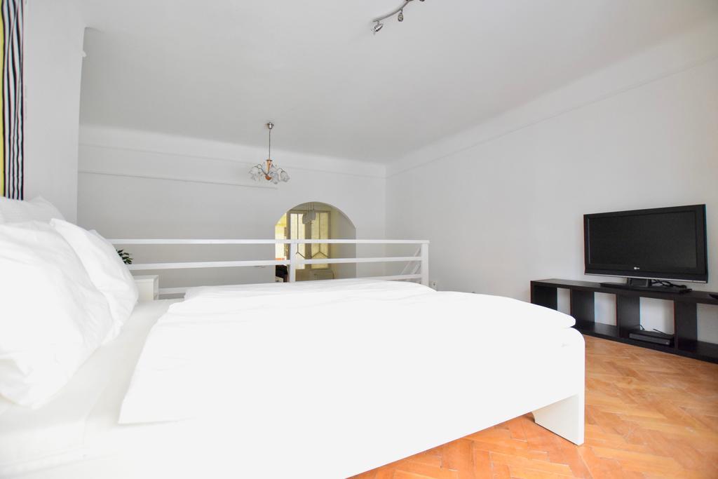 Budget By Hi5 - Akacfa 4 Apartment Budapest