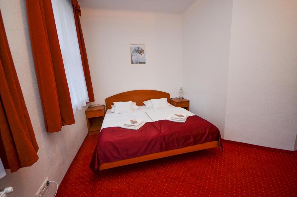 Broadway Pensjonat 2*