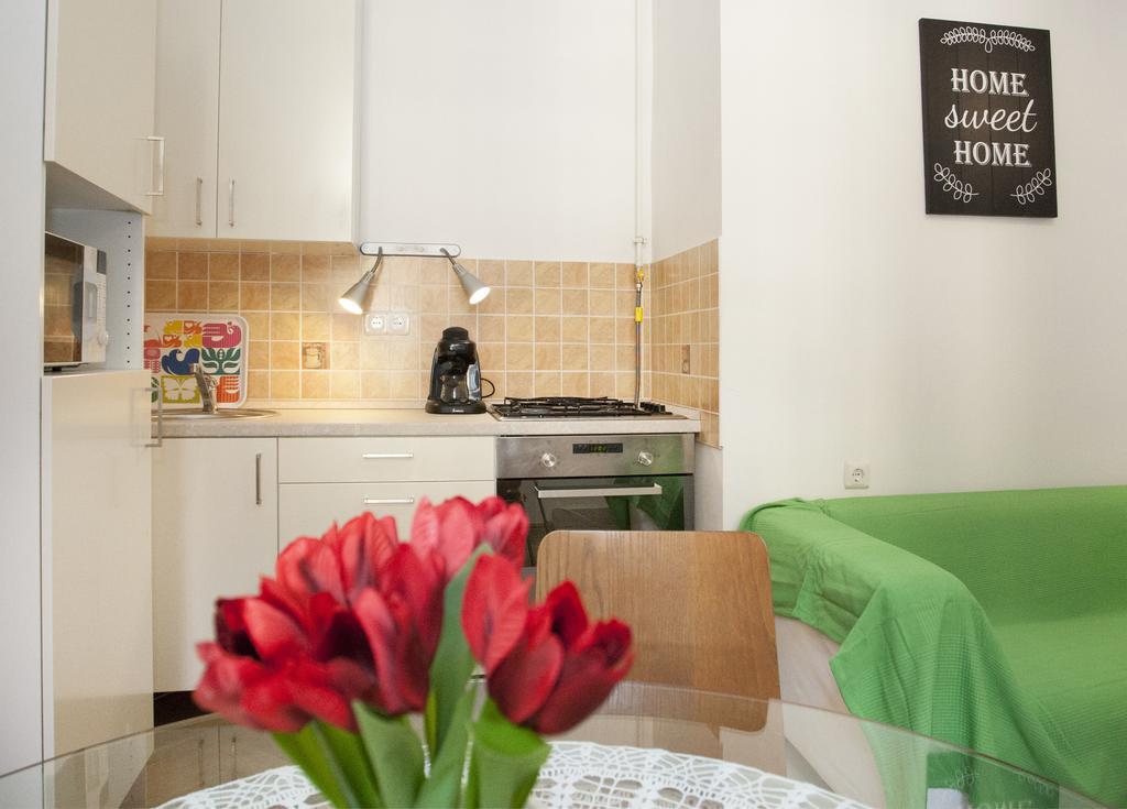 Carolyn Apartman In The Old City Apartment