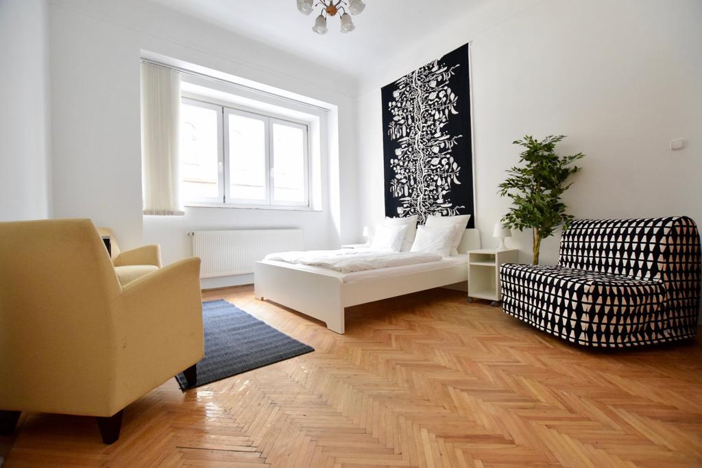 Apartment Budget By Hi5 - Akacfa 4 Budapest