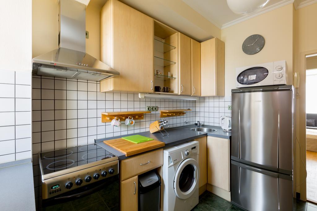 East Station - Baross 1 & 2 Apartment *