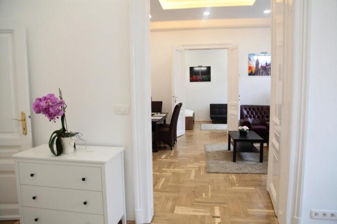 Brand New Budapeszt