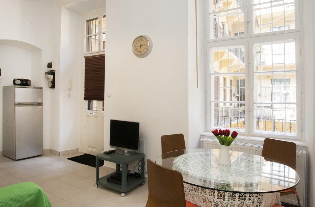Apartment Carolyn Apartman In The Old City *