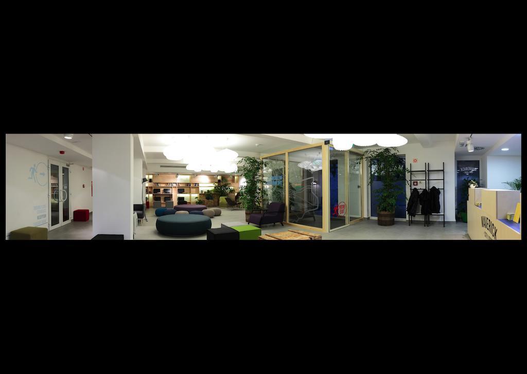 Hostel Maverick Soho *