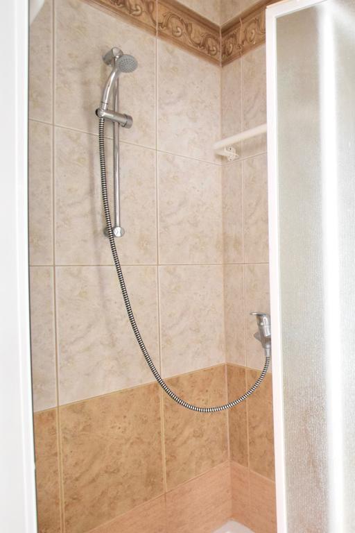 Apartament Standerd By Hi5 - Lovag Family