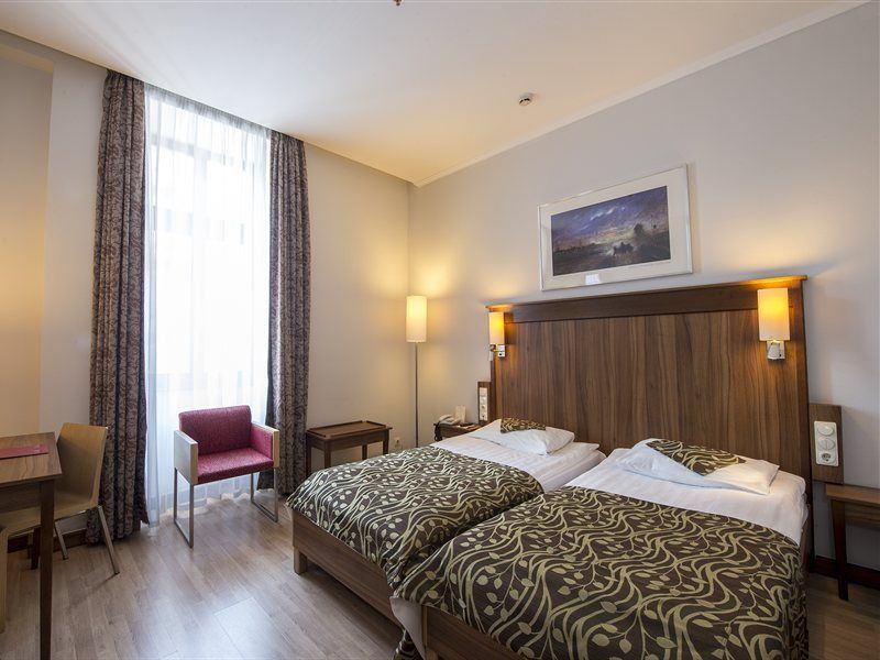 Bristol Hotel