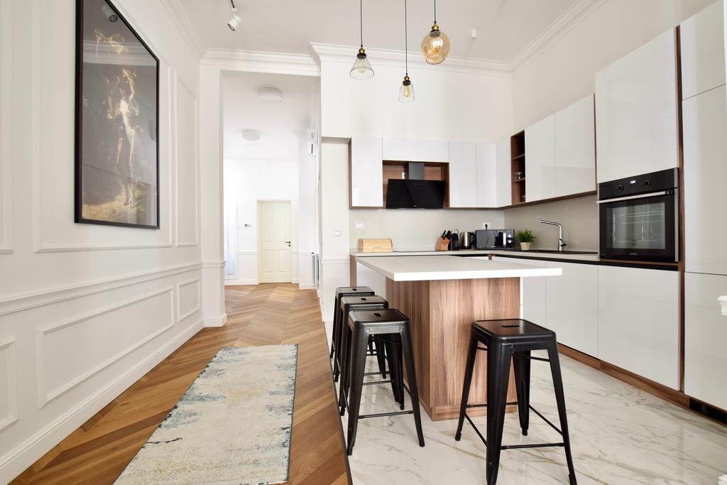 Luxury Apartment By Hi5 - Bazilika Suite Budapest