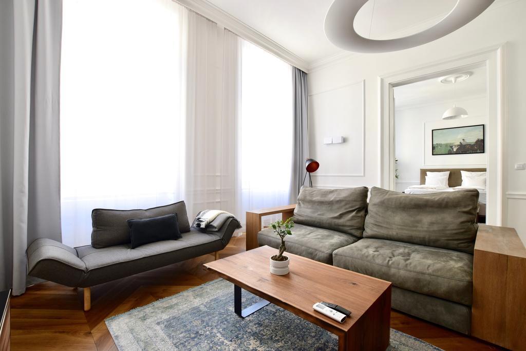 Luxury By Hi5 - Bazilika Apartman *