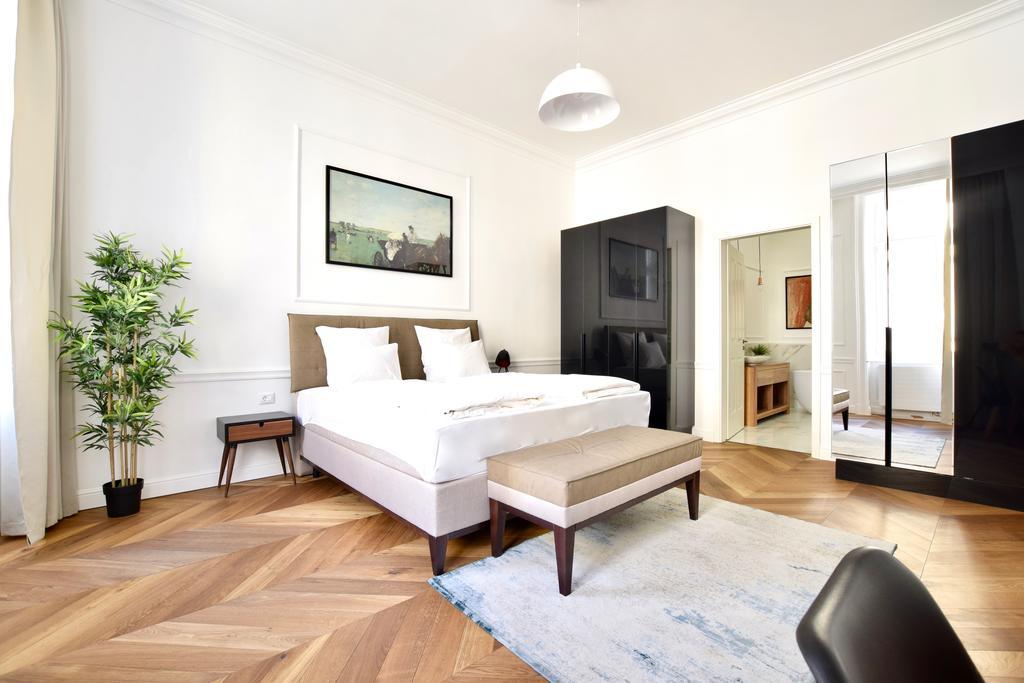Luxury Apartment By Hi5 - Bazilika Suite * Budapest