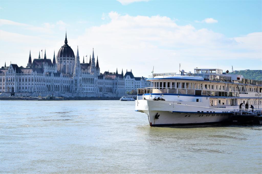 Bådhotel Grand Jules - Boat
