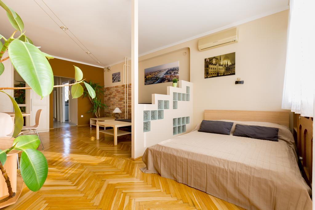 East Station - Baross 1 & 2 * Budapest