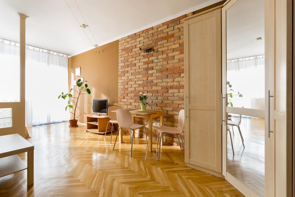 Apartment East Station - Baross 1 & 2 *