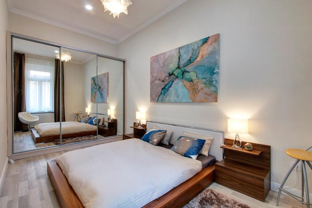 Apartment Your Near Parliament *