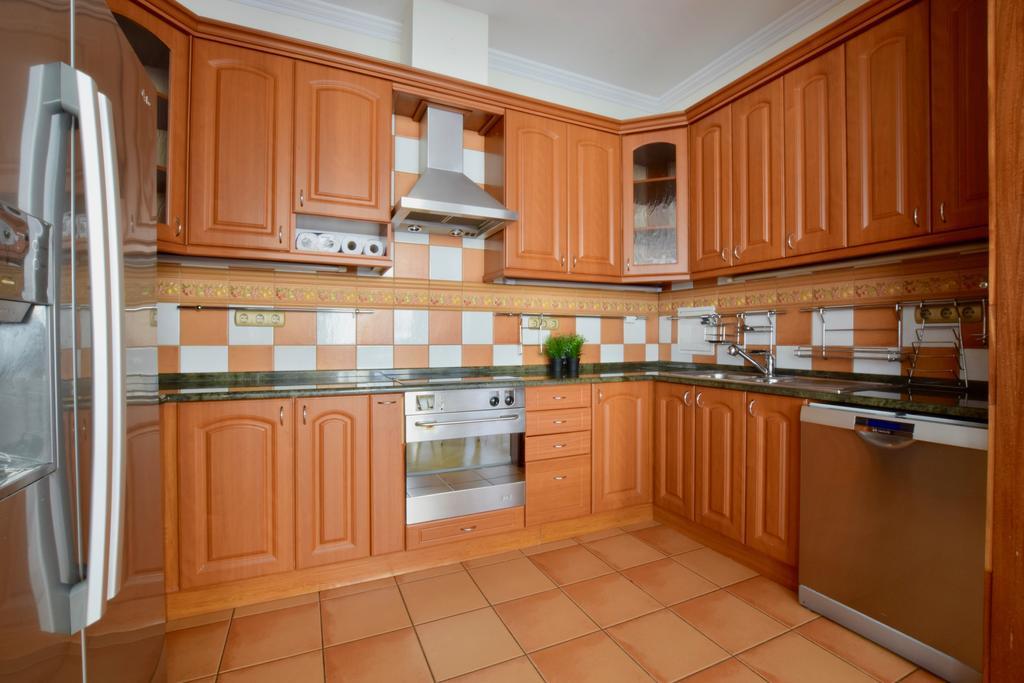 Standerd By Hi5 - Lovag Family Apartament *