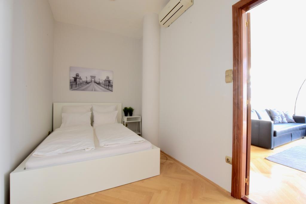 Apartament Standerd By Hi5 - Lovag Family