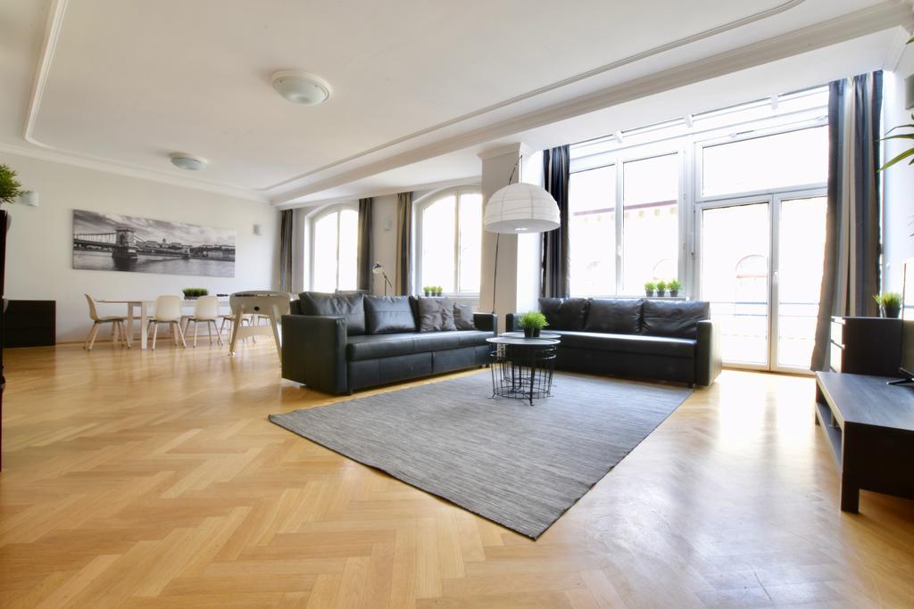 Standerd By Hi5 - Lovag Family Apartament