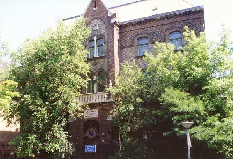 Dominik Panzio 2* Budapest