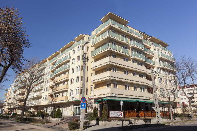 Apartahotel Premium 3*