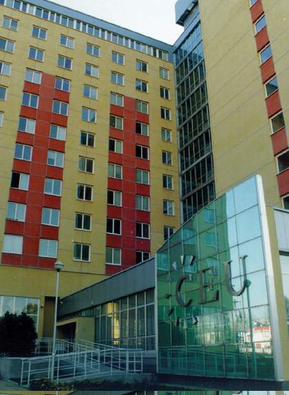 Hotel Ceu Konferencia Koezpont