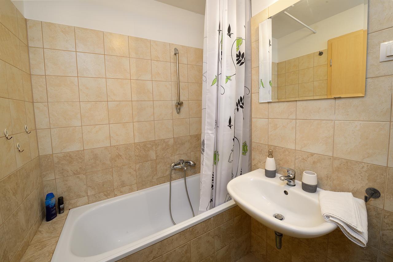 Apartament Corvina *