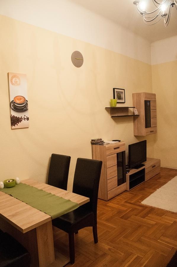 Green Apple Apartman