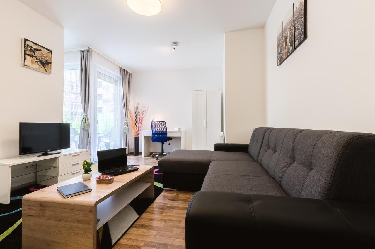 Aparthotel Corvin