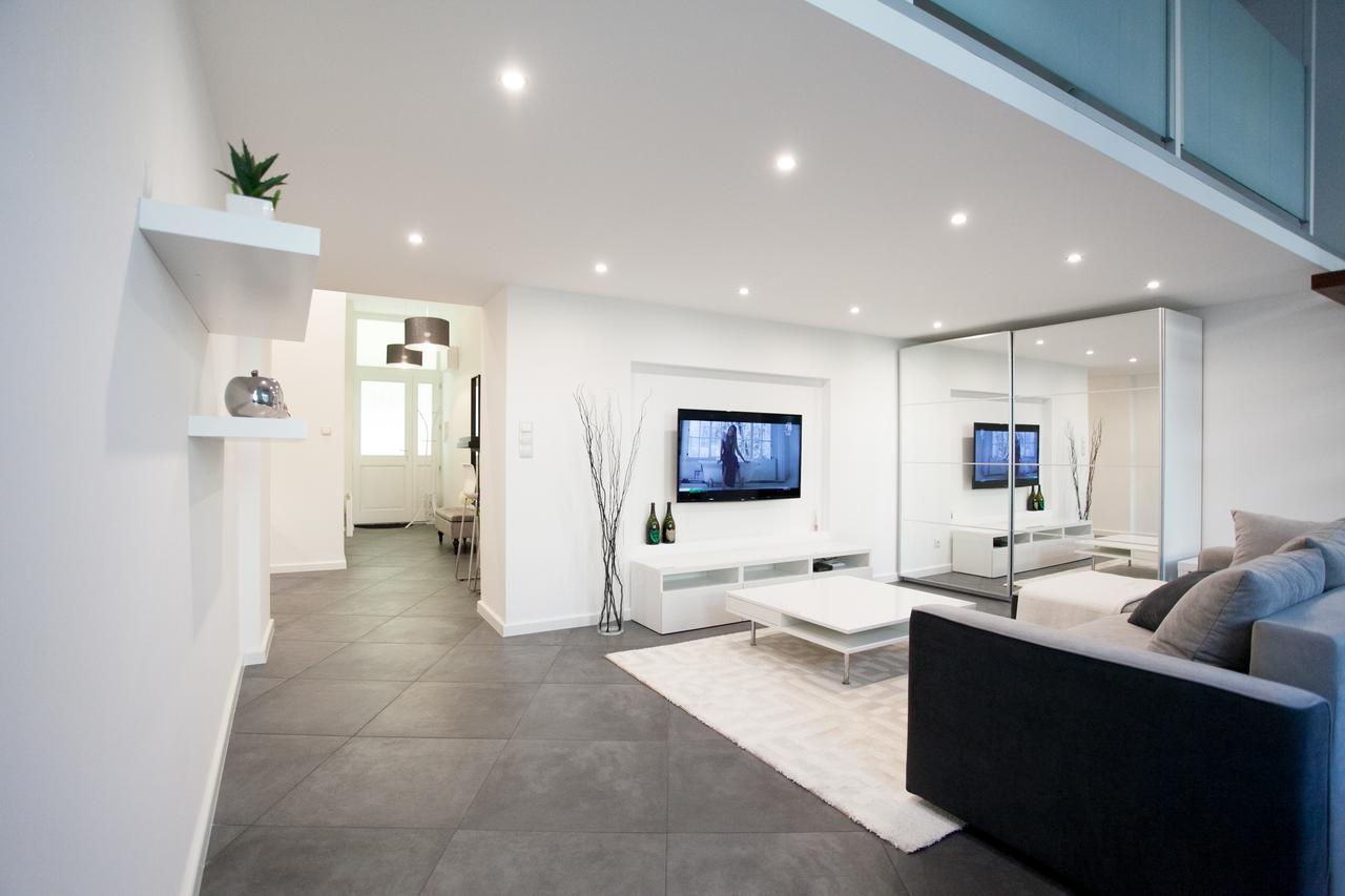 Apartment Stylish Loft With Balcony