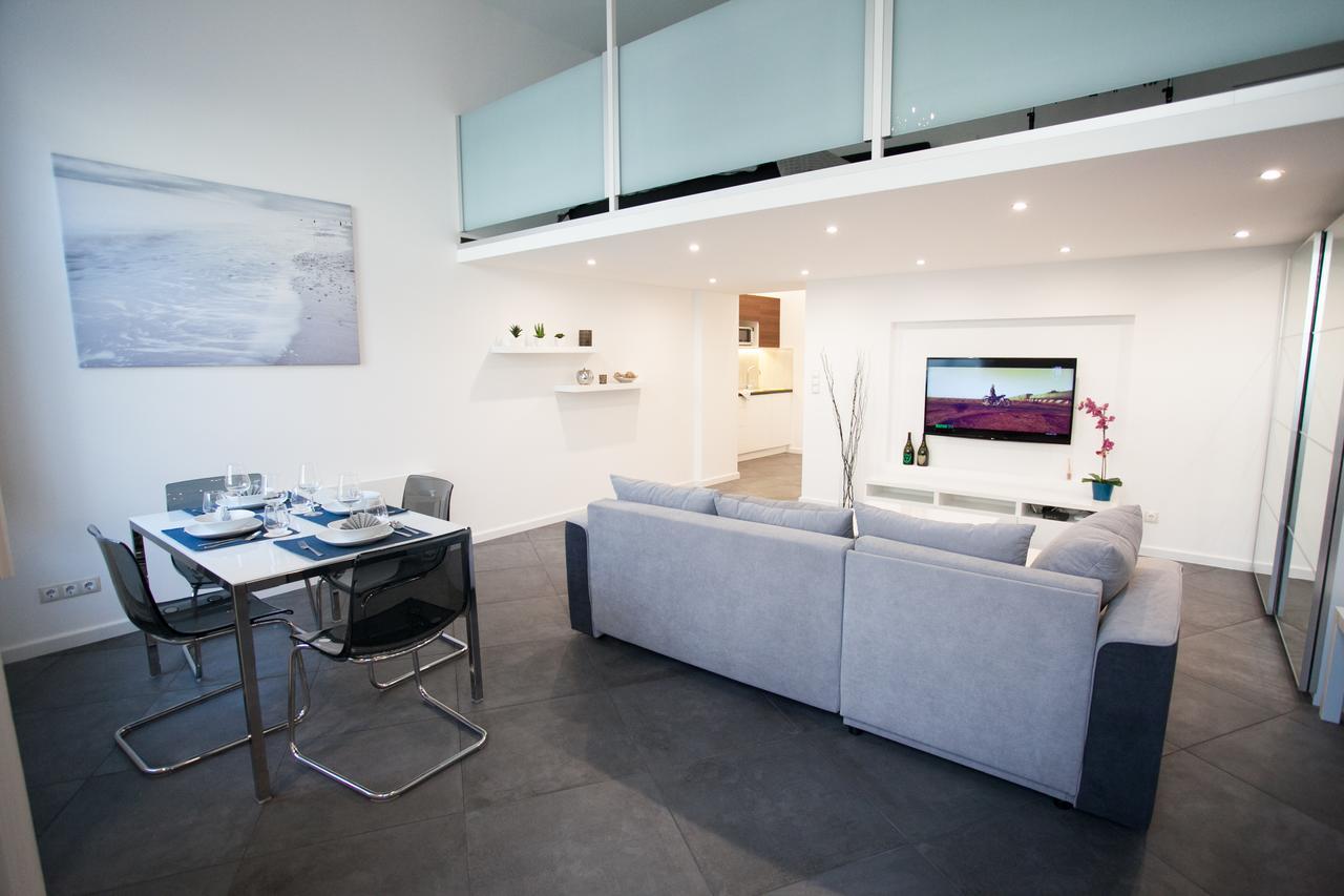Stylish Loft With Balcony Apartment Budapest
