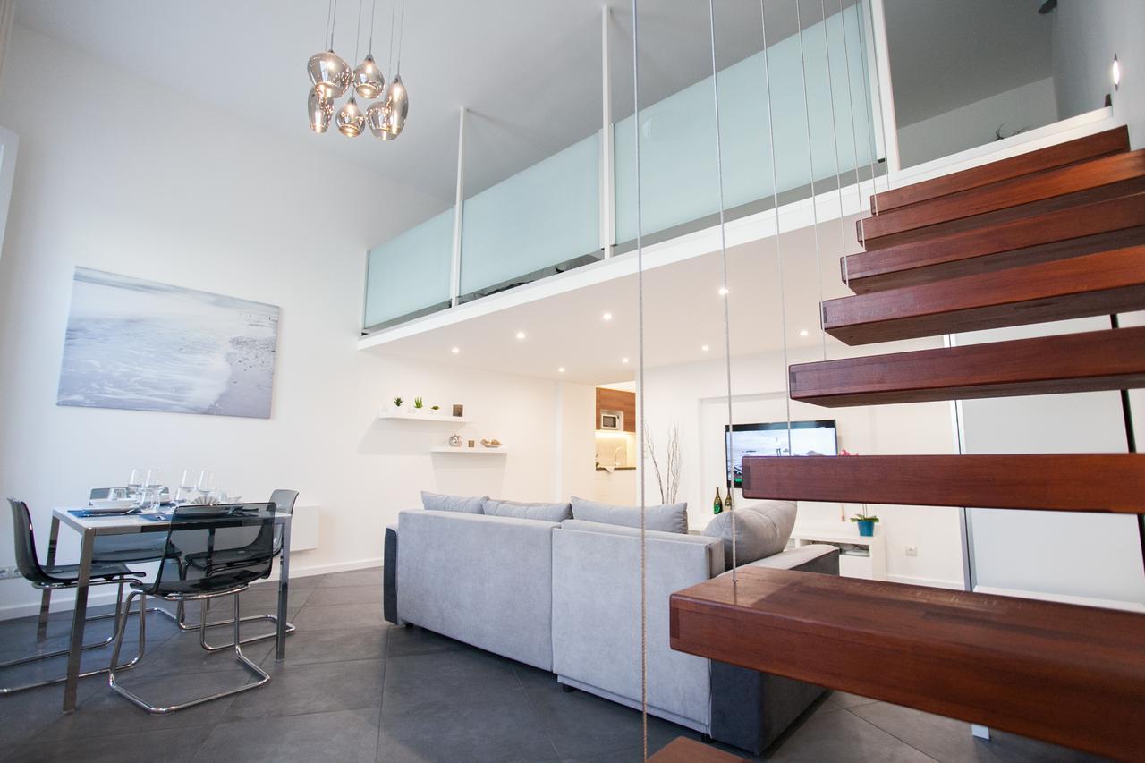Stylish Loft With Balcony Budapest