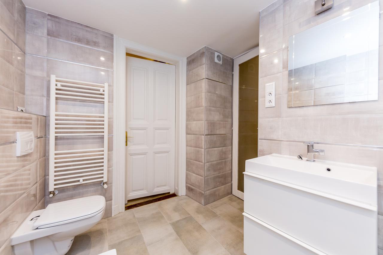 D.five Gold Apartment Budapest