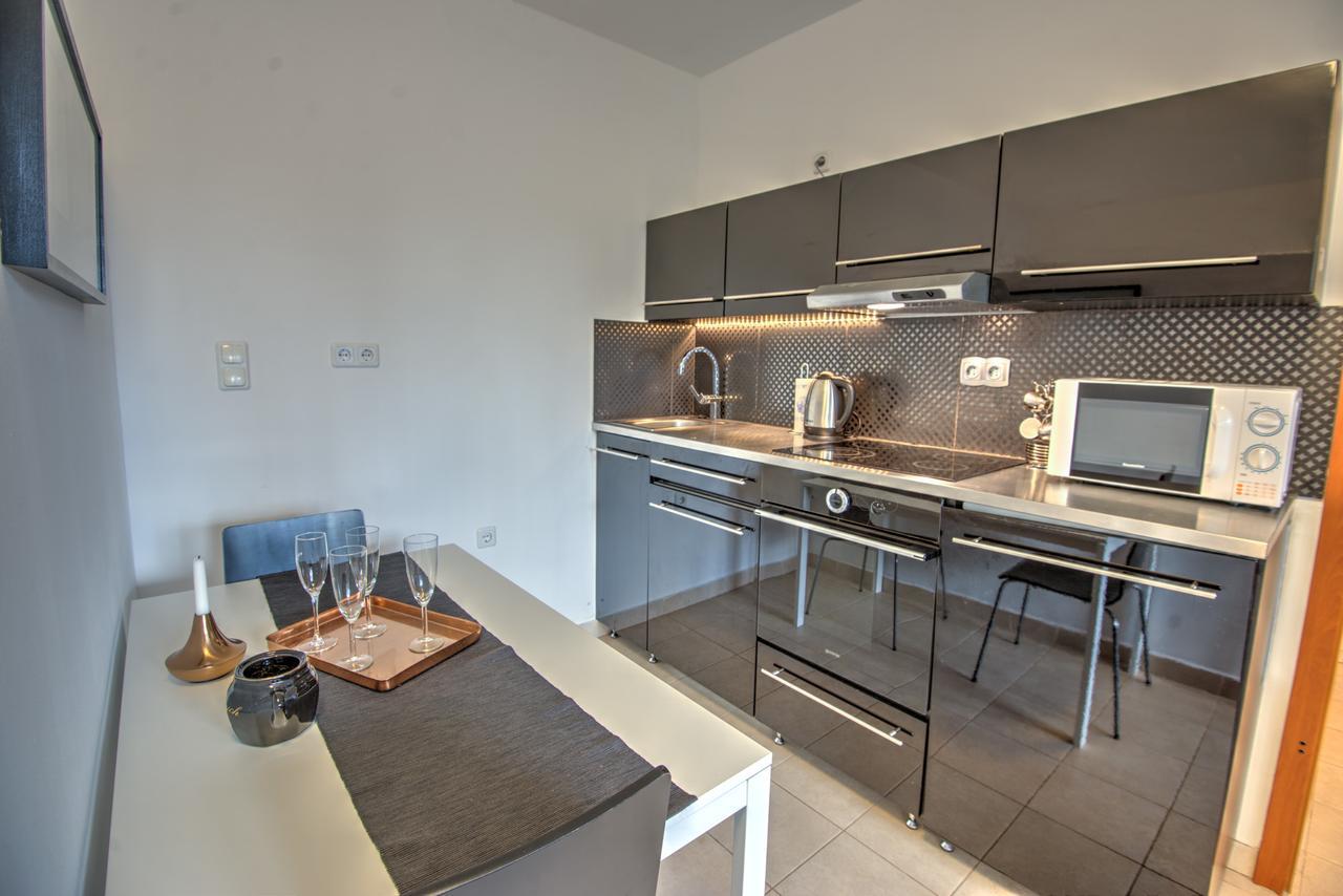 Downtown Rose Garden Apartments Whit Garage Opcional *