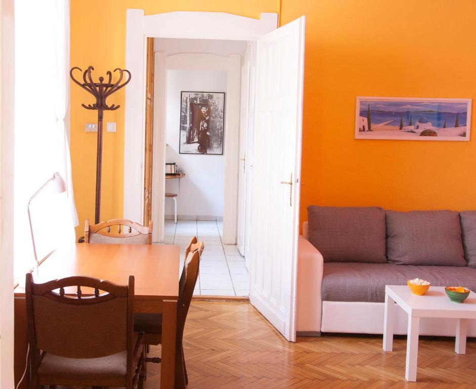Centre Cosy Apartamento *