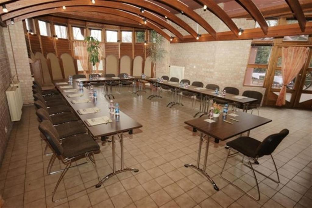 Hunor Hotel 3*